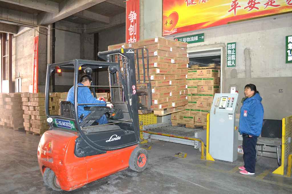 DSC_0160.jpg DSC_0160.jpg